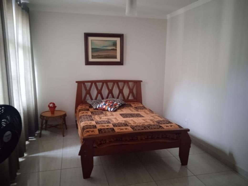 Apartamento A 50M Da Praia Do Forte 카보프리우 외부 사진